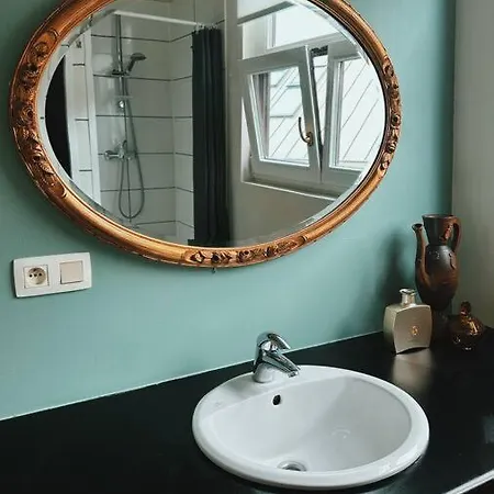 Historic Serenity Appartement